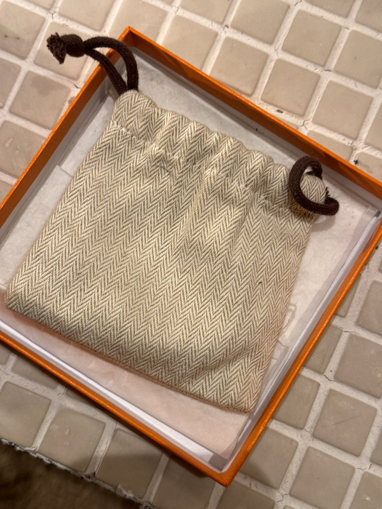 Collier Hermès shocker en cuir noir